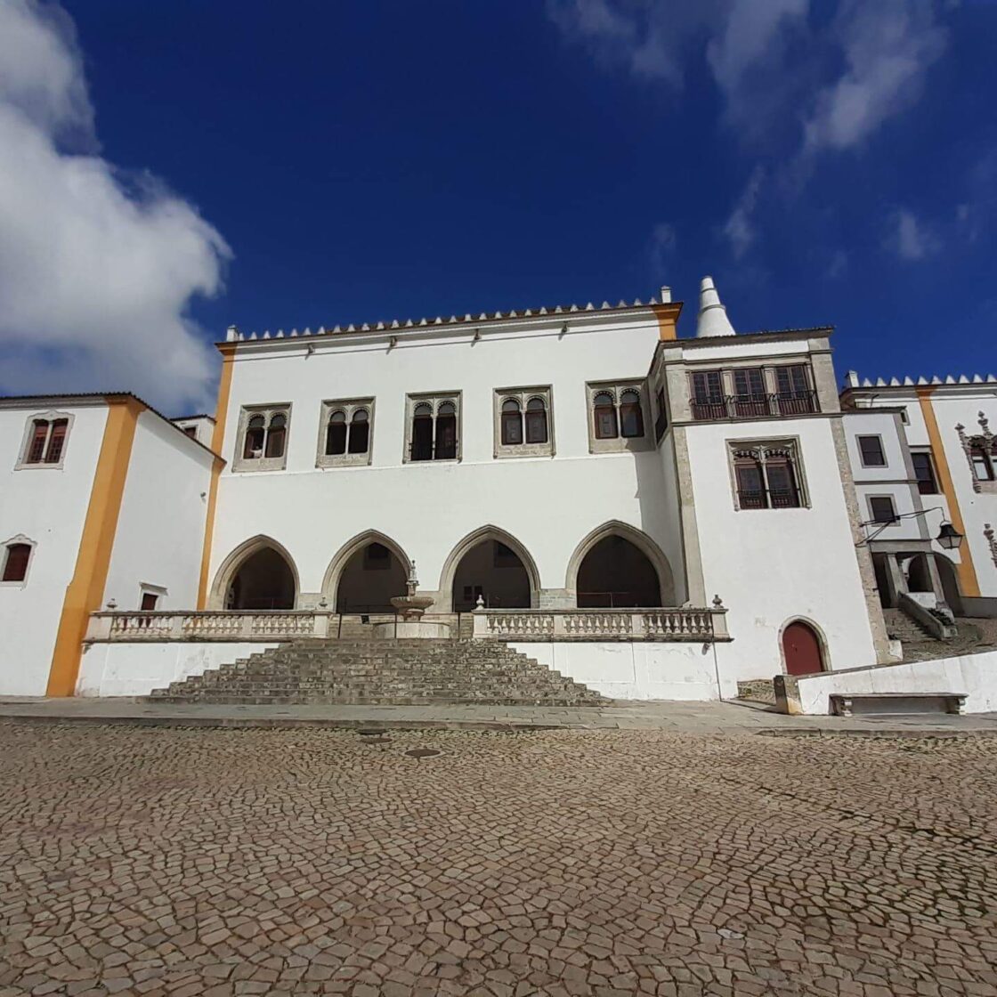 Parques de Sintra - Conservação e Restauro das Caixilharias do Palácio Nacional de Sintra