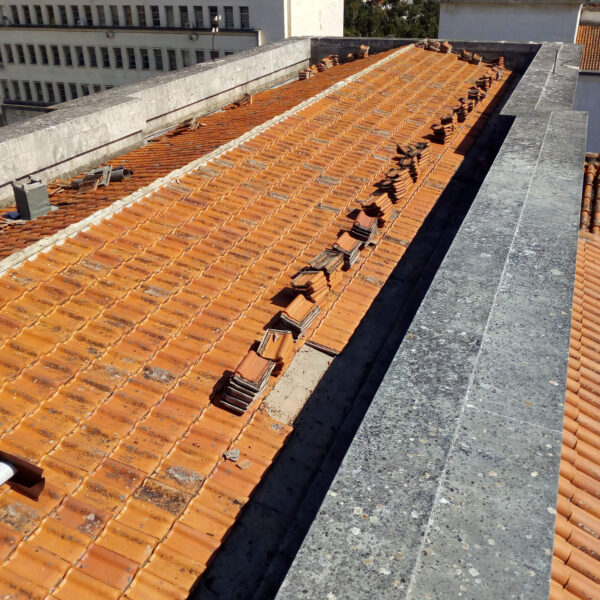 Universidade Coimbra - Cobertura