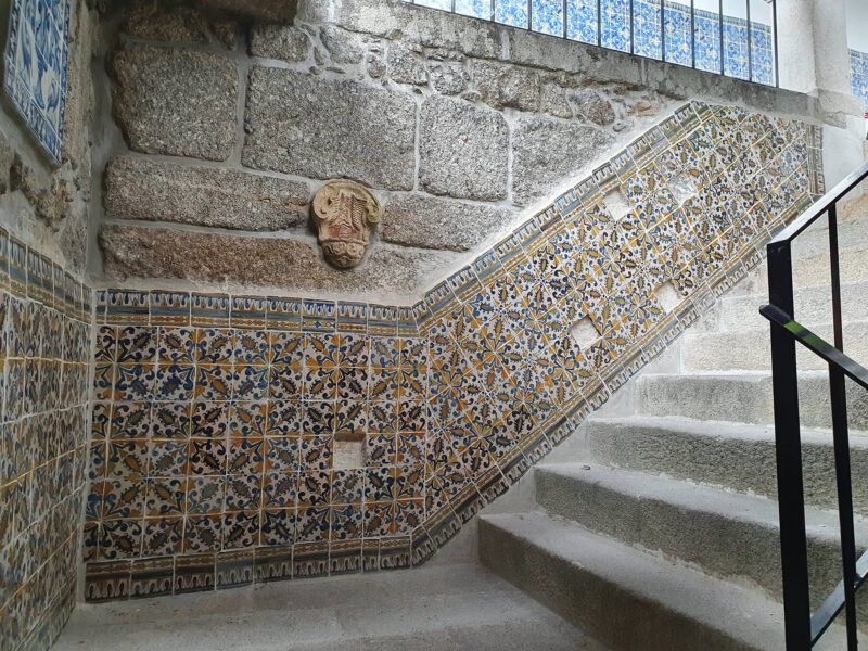 Município de Viseu | Conservação e restauro do património azulejar do Museu Almeida Moreira