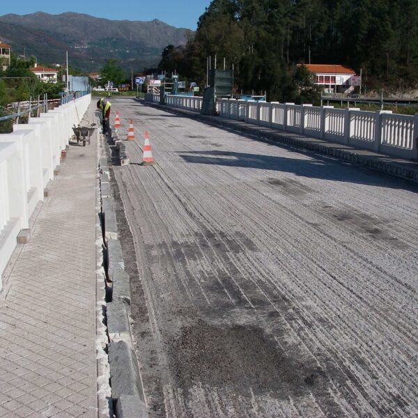 Conduril | Ponte Sobre o Rio Cávado